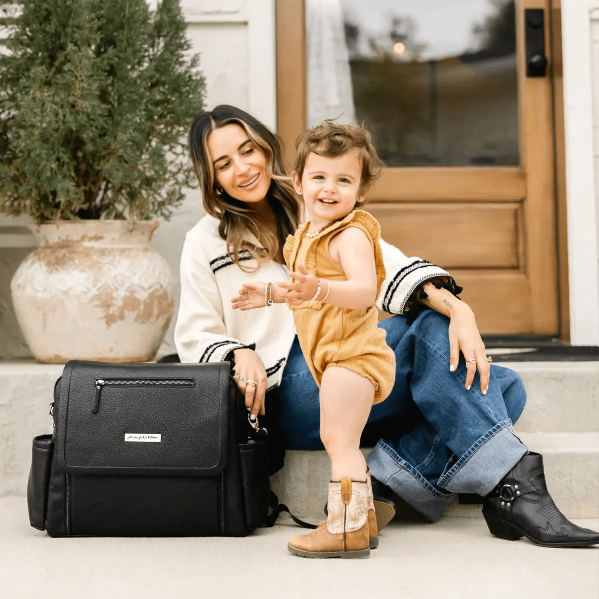 Boxy Backpack Deluxe in Ebony & Accessory Bundle - Image 3