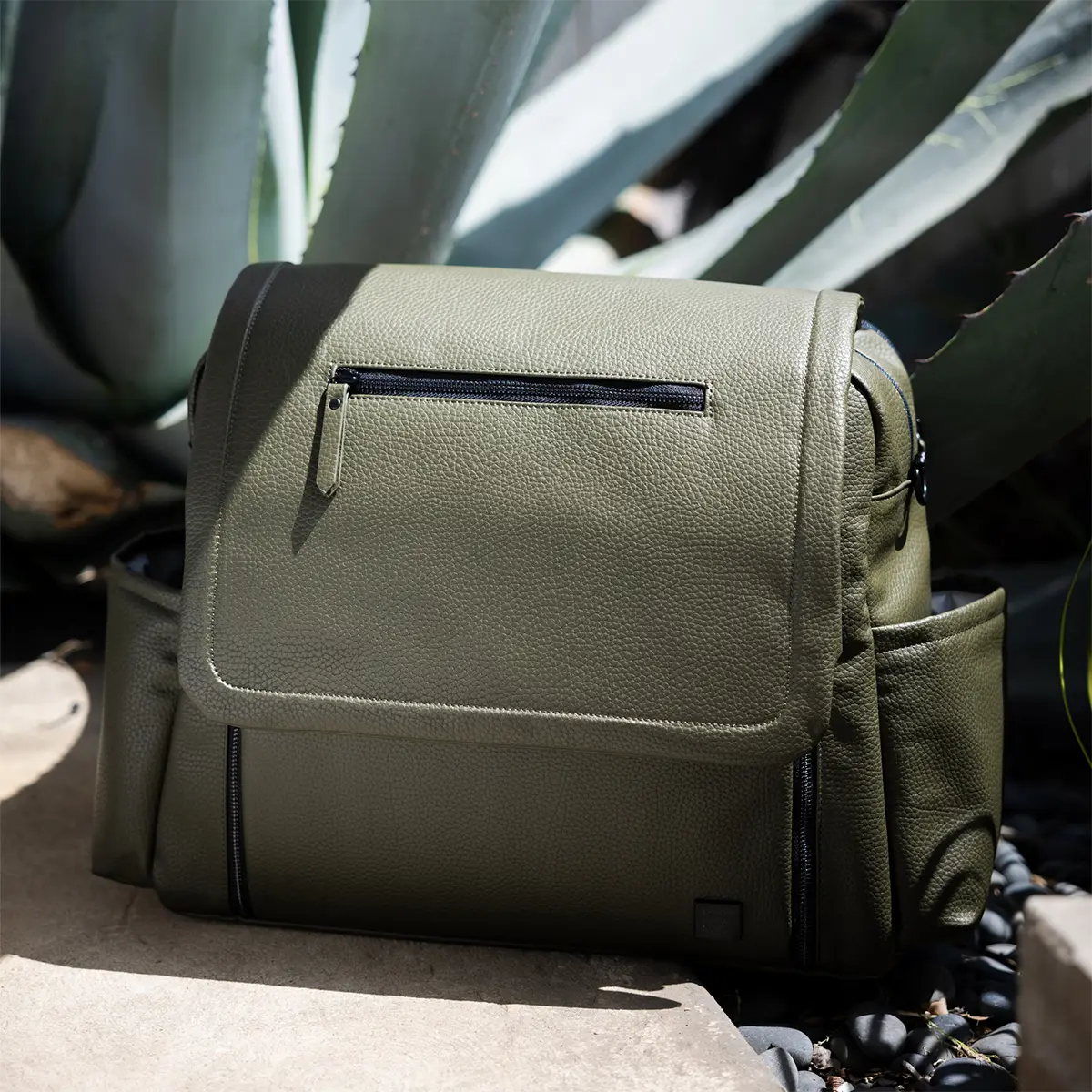 Boxy Backpack Deluxe in Olive - Image 3