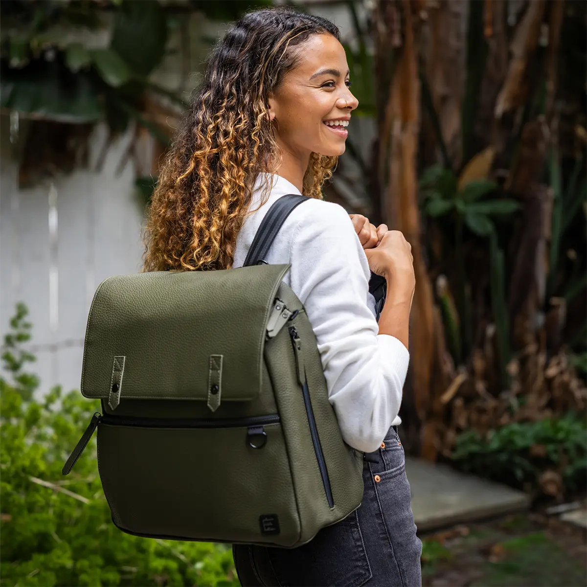 Meta Backpack in Olive - Image 2