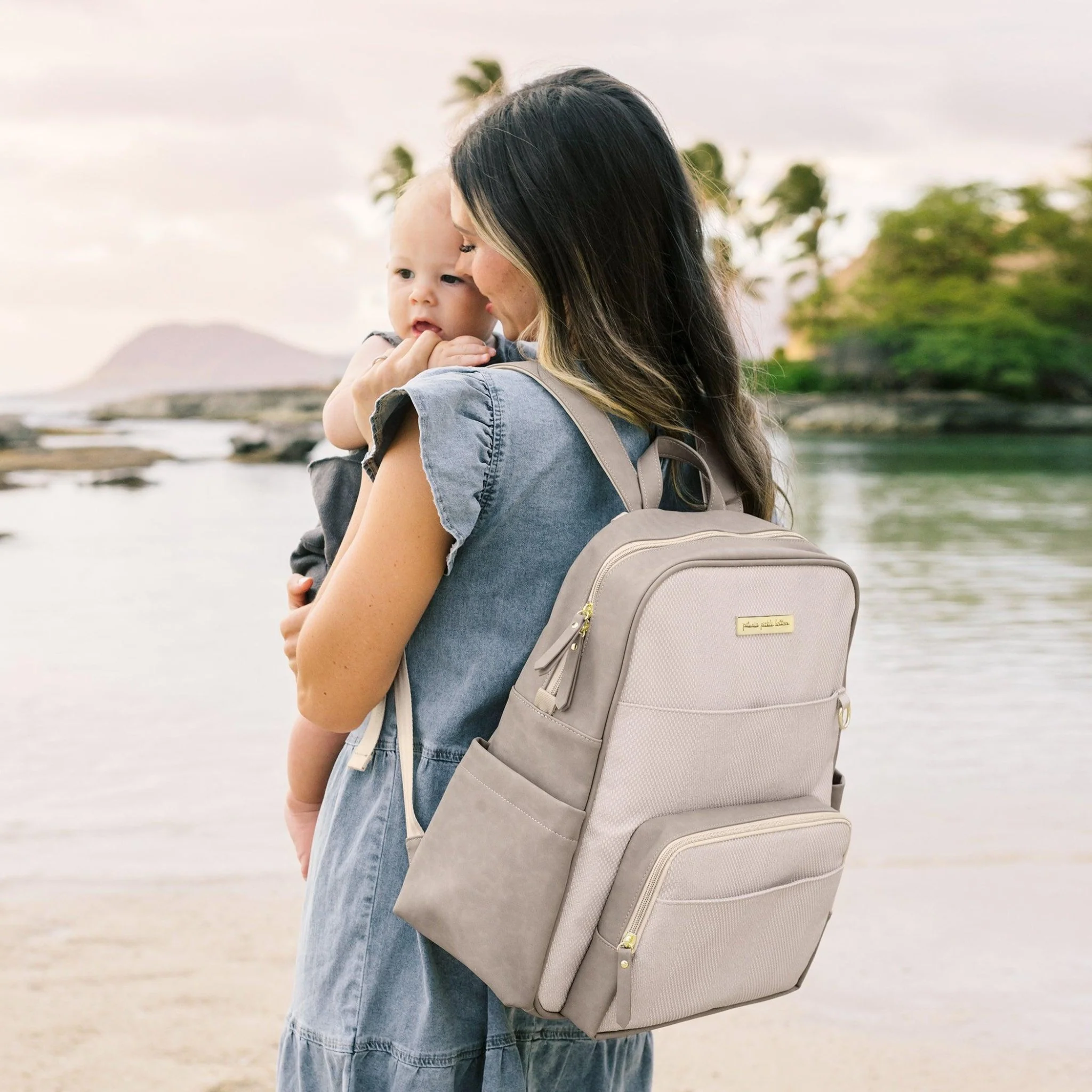 Sync Backpack in Grey Matte Cable Stitch - Image 9